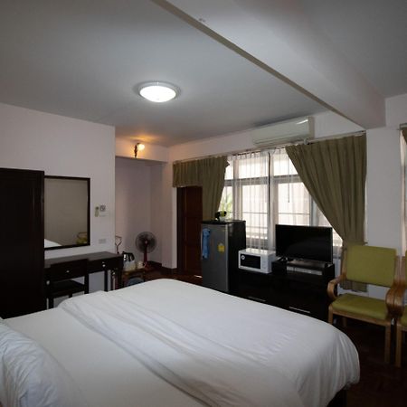 Marhaba House Hotel Chiang Mai Luaran gambar